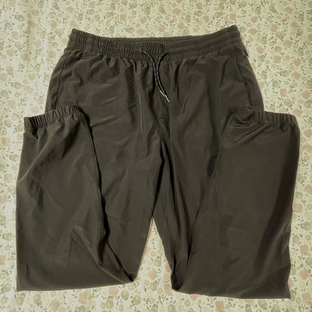 Old Navy Men's Large BLACK Joggers w/zipper pockets - EUC